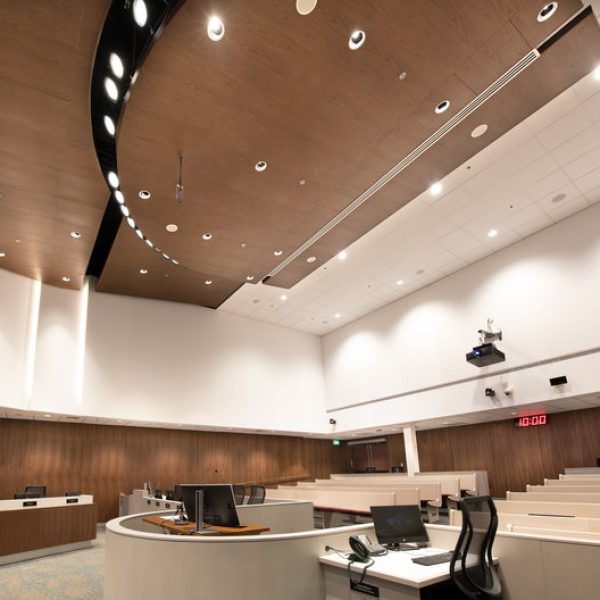 Oakville+Townhall+Chambers_GENPRO_Bill+West+(6)